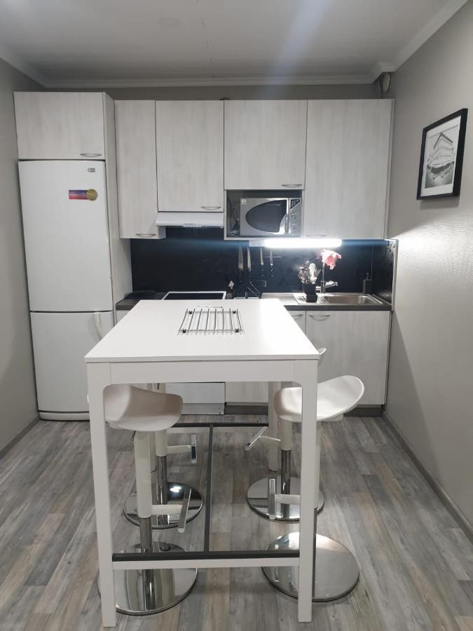 Alexi Apartments - Newly Renovated Apt In The Heart Of The City Near To Railway Station And Nokia Arena تامبير المظهر الخارجي الصورة